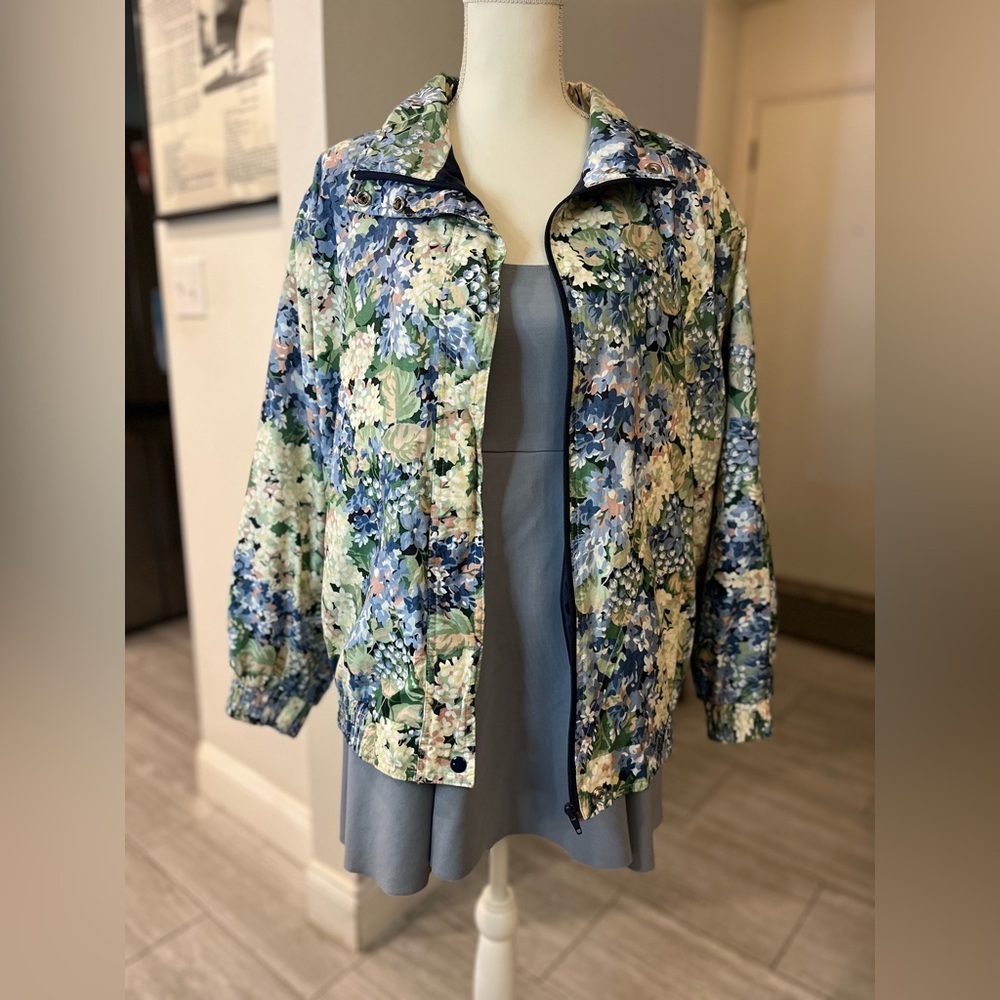 Rare Find! Vintage Ribbons Floral Lined Windbreaker Jacket - Size Large - Picture 9 of 17